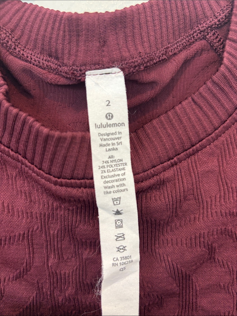 Lululemon women’s Long-Sleeve Crewneck Top in Burgundy - Size 2 - Picture 2 of 4